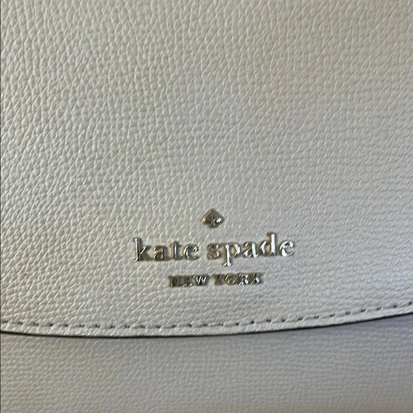 Kate Spade Gray Crossbody Bag with Adjustable Strap - Picture 5 of 9